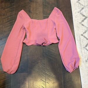 Altar’d state crop top with sleeves